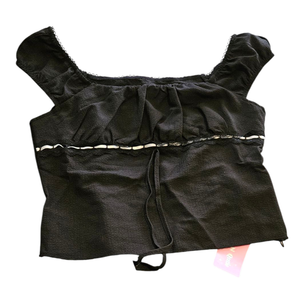 Shein Medium Black Sleeveless Cropped Shirt